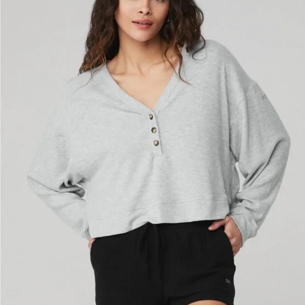 ALO Yoga Soho Henley Set